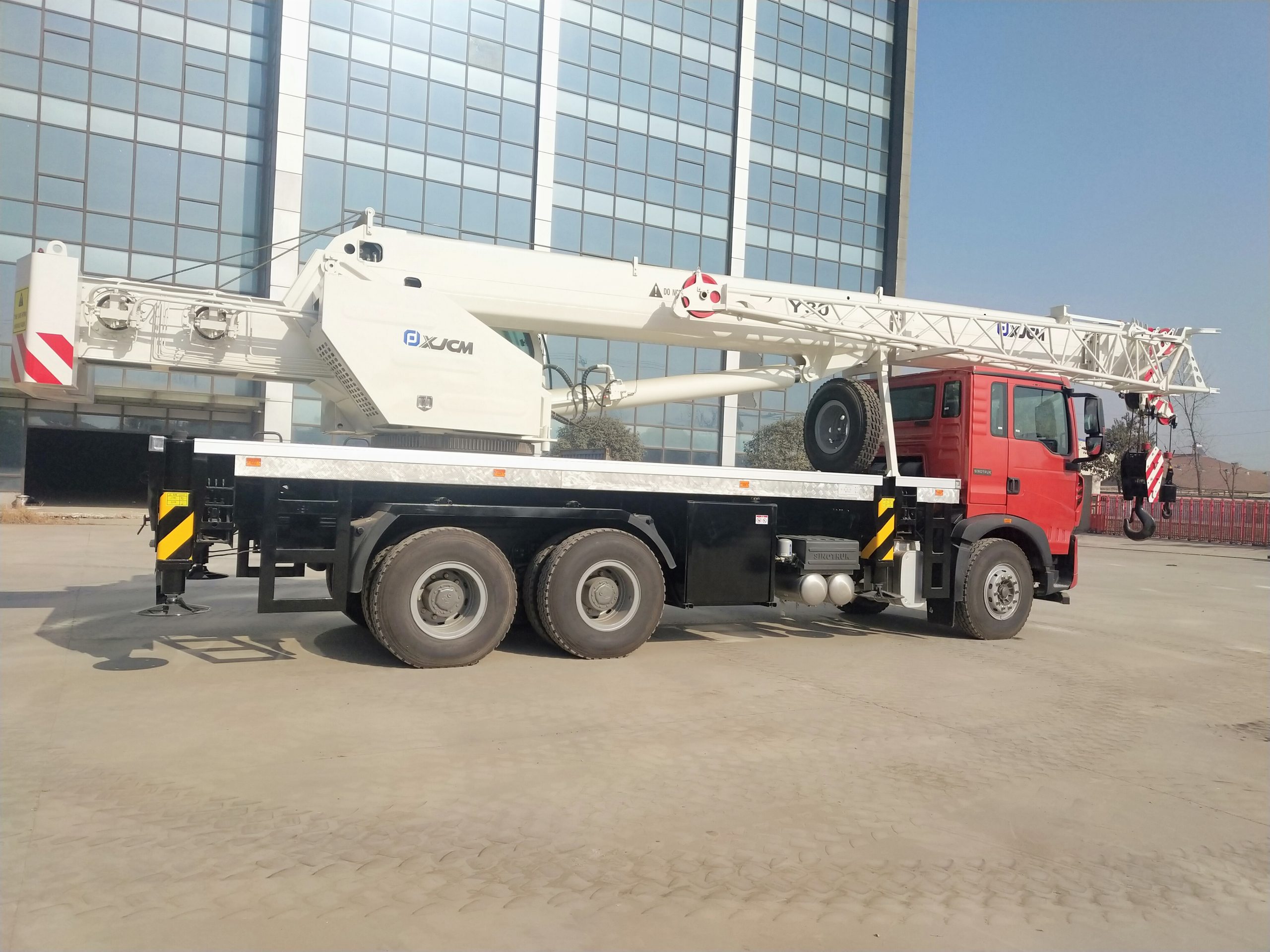 35 Ton Truck Crane: A True Heavy Lifting Marvel - jiufa