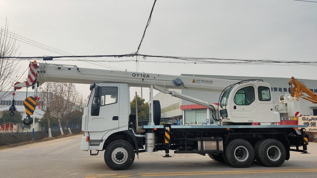 16-Ton-Truck-Crane